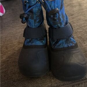 Kids Waterproof Blue and Black Snow Boots